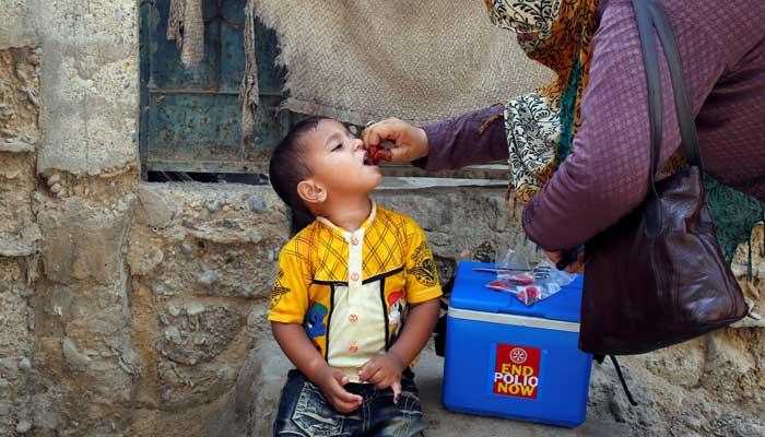 Pakistan starts first polio vaccine campaign of 2021