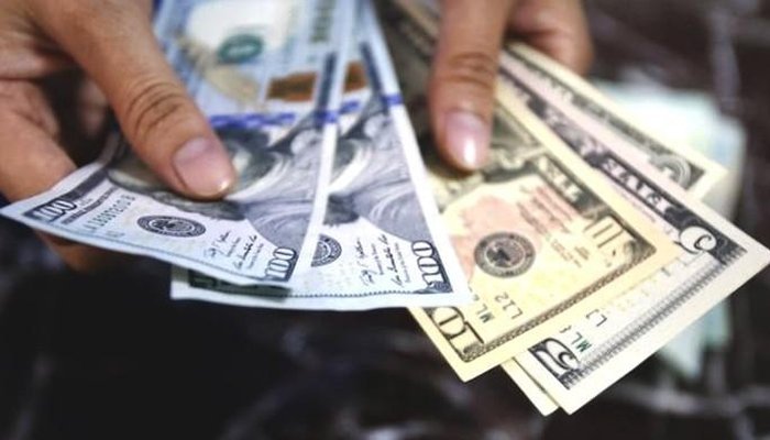 US dollar being sold in Pakistan at Rs161.3 on January 22