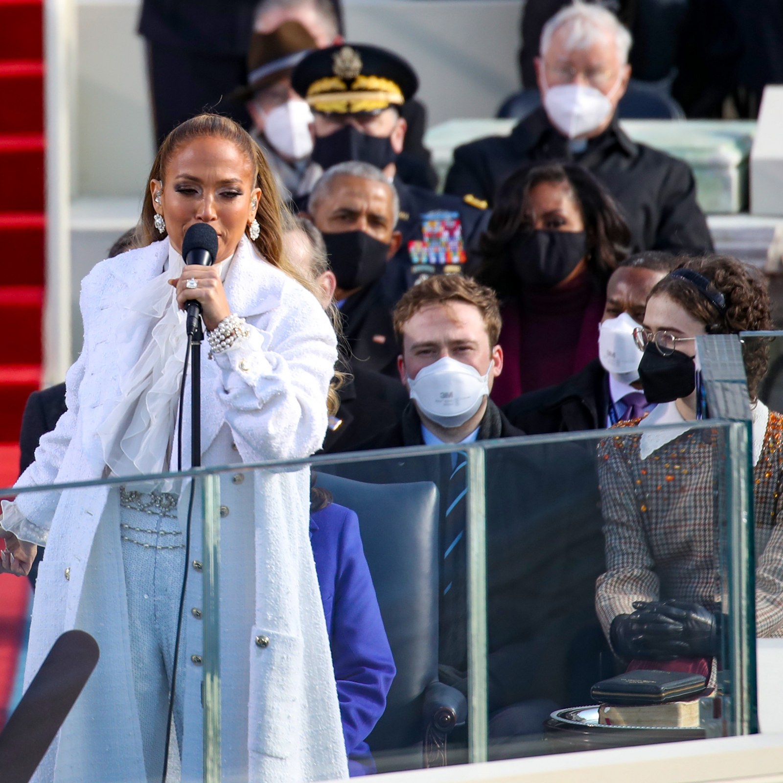 jennifer-lopez-rapid-news-rapidnews-Alex-Rodriguez-praises-Jennifer-Lopez-inauguration-performance-to-the-skies-dailyrapidnews-rapid-news-rapidnews