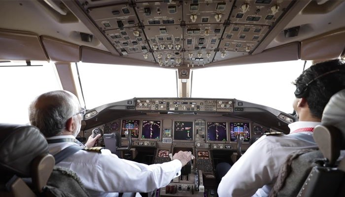 Pakistani pilots spot strange object in the sky