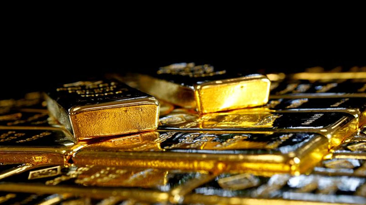 Gold demand shrinks in 2020 on virus fallout: industry