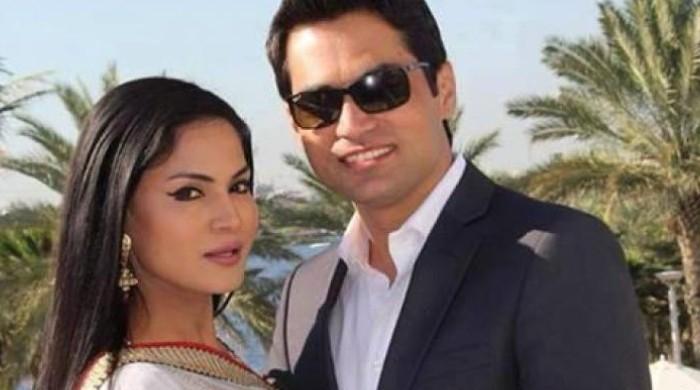 Veena Malik files Rs1b defamation case against ex-husband