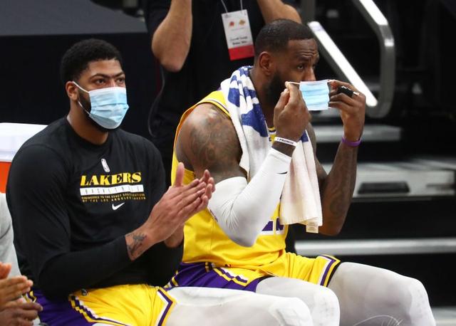 NBA tightens health protocols as Covid-19 impacts season