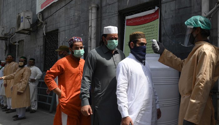 A-smart-lockdown-has-been-imposed-in-six-localities-of-Lahore-after-a-rise-in-the-number-of-coronavirus-cases-was-reported-The-Punjab-Primary-rapidnews-rapid-news