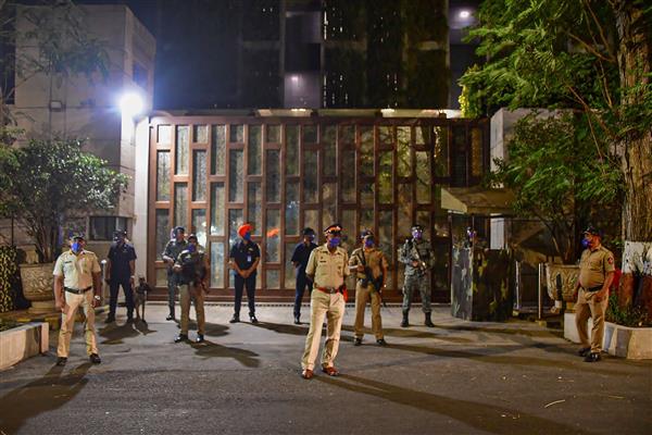 Suspicious-vehicle-with-explosives-found-near-Mukesh-Ambani-Mumbai-residence-rapidnews-rapid-news-dailyrapid