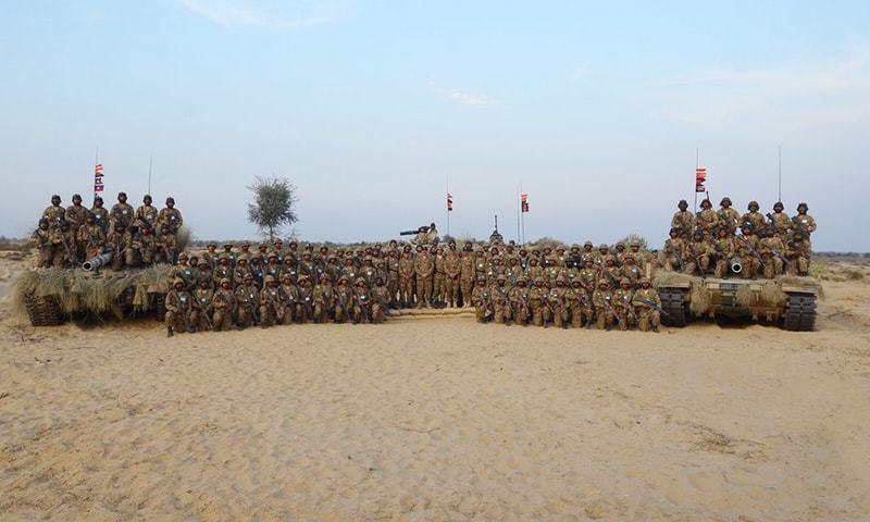 The-troops-of-Karachi-Corps-during-the-ongoing-exercise-Jidar-ul-Hadeed-in-the-Thar-Desert-are-busy-practising-coordinated-all-round-dailyrapid-rapidnews-dailyrapidnews