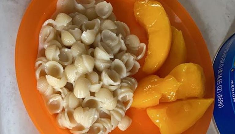 pasta-peaches-lunch-facebook-0_Lazy-mum-blasted-for-pasta-and-peaches-lunch-she-made-her-kids-while-homeschooling-rapid-news-rapidnews-dailyrapid