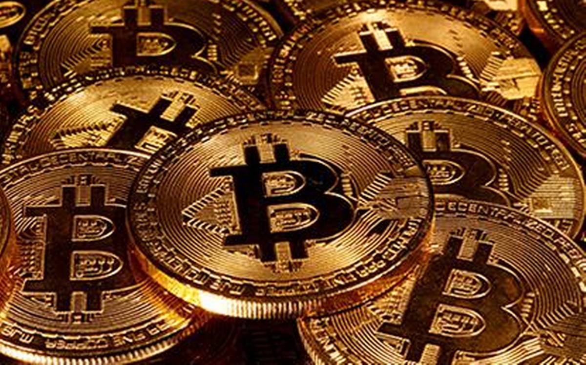 Bitcoin-hits-$60000-in-record-high-rapidnews