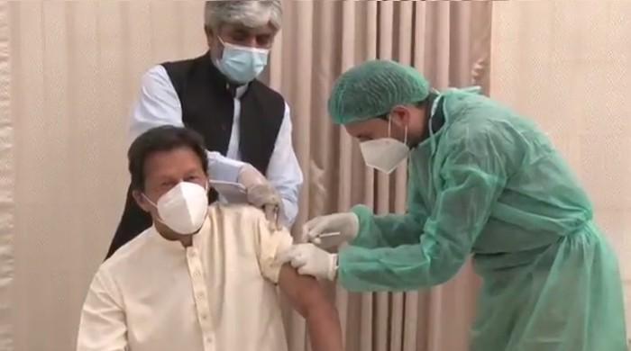 PM Imran Khan gets vaccinated for coronavirus