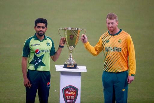 Pakistan_South_Africa_Cricket_Pak-vs-SA-South-Africa-wins-the-toss-decides-to-bat-first-rapidnews