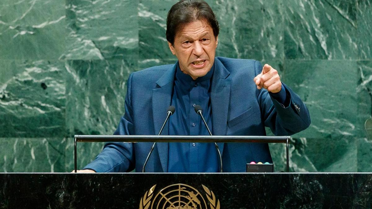 Prime-Minister-Imran-Khan-PM-Imran-voted-personality-of-the-week-for-highlighting-Islamophobia-rapidnews-dailyrapid