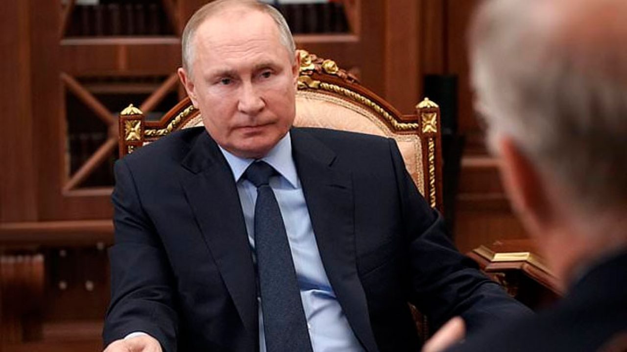 Putin-signs-law-that-allows-him-to-serve-two-more-terms-rapidnews