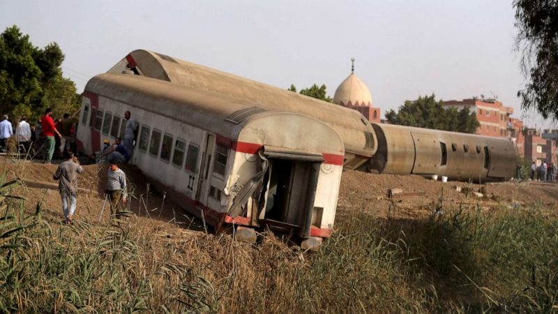 Egypt: Dozens injured after train derails near Cairo