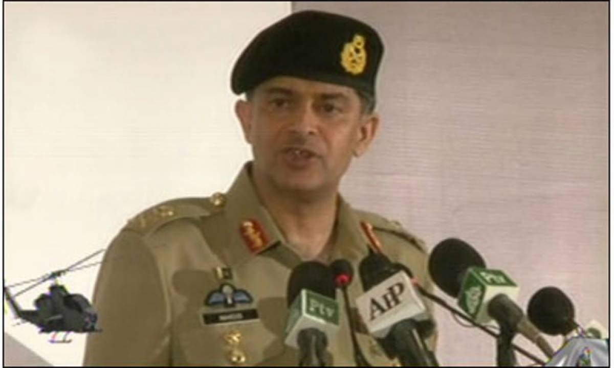 Corps Commander Karachi appreciates role of Rangers in maintaining law, order