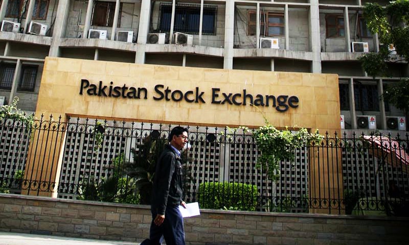 Pakistan Stock Exchange trades record 1.56b shares in a day