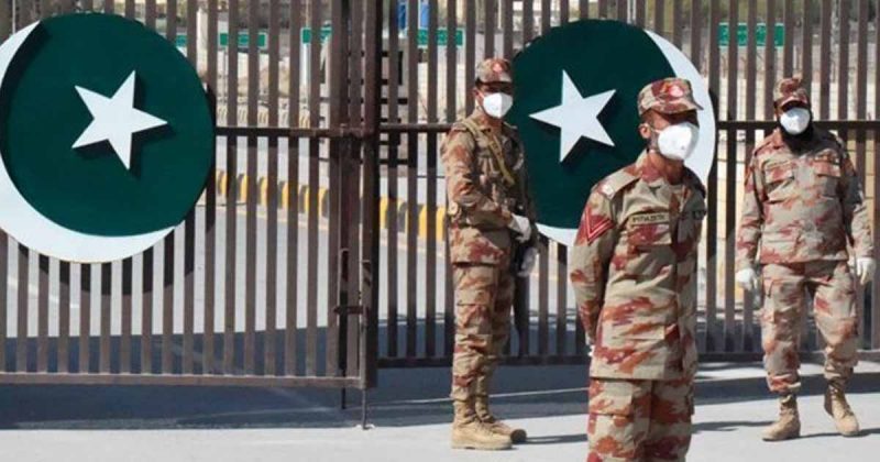 Pakistan tightens borders as Covid-19 cases soar