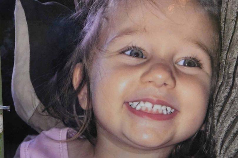 Girl, 3, found dead in room with no lightbulb
