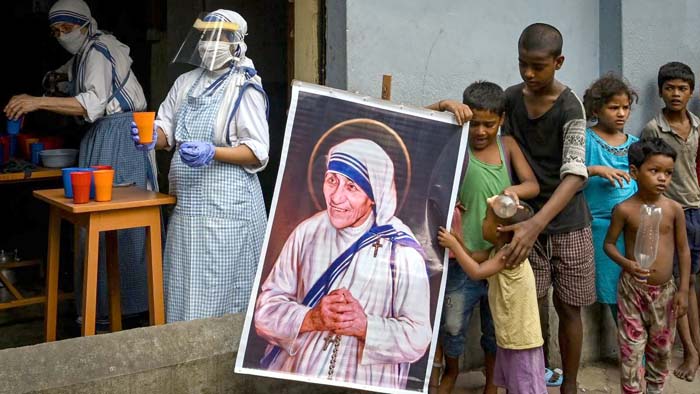India restricts foreign funding for Mother Teresa charity
