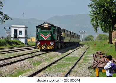 Railways Organizes Welcome Party For Foreign Tourists