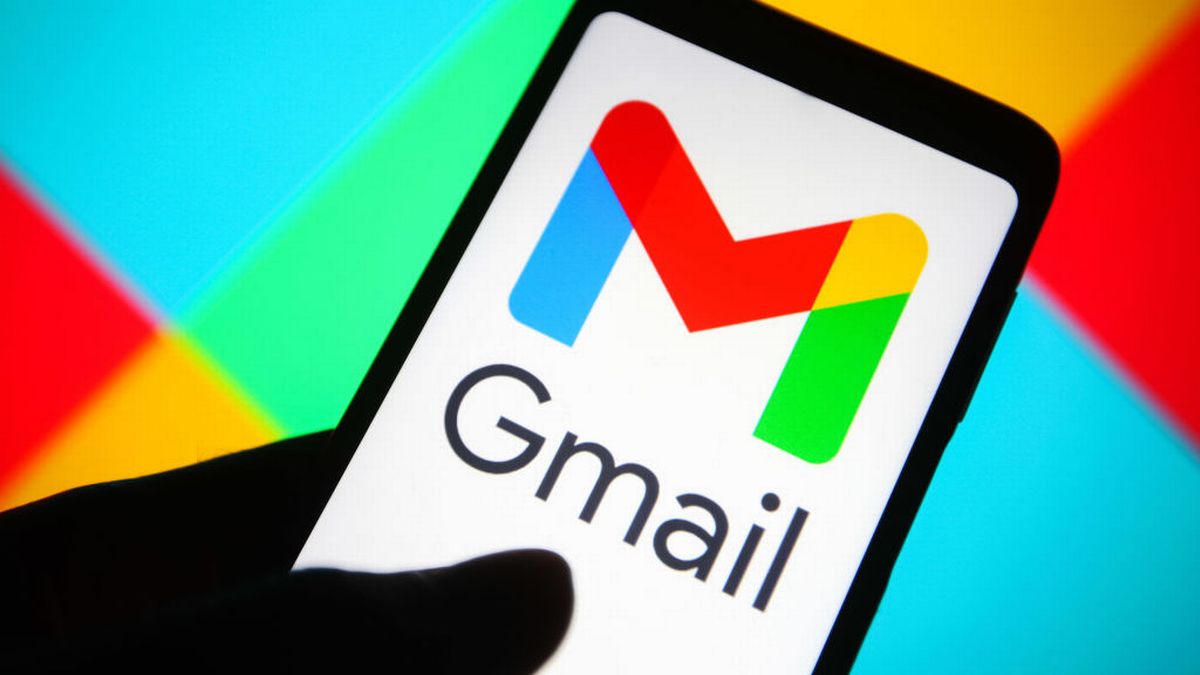 Gmail is down, with thousands of users reporting.