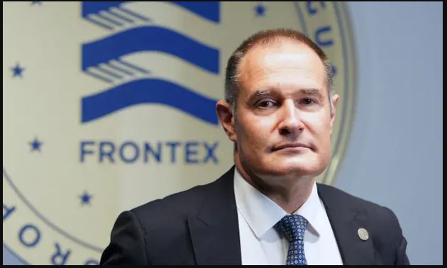 The head of the EU border agency Frontex resigns.