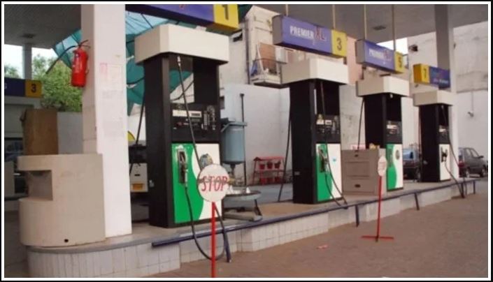 Shehbaz Sharif rejected a proposal to raise the price of gasoline.