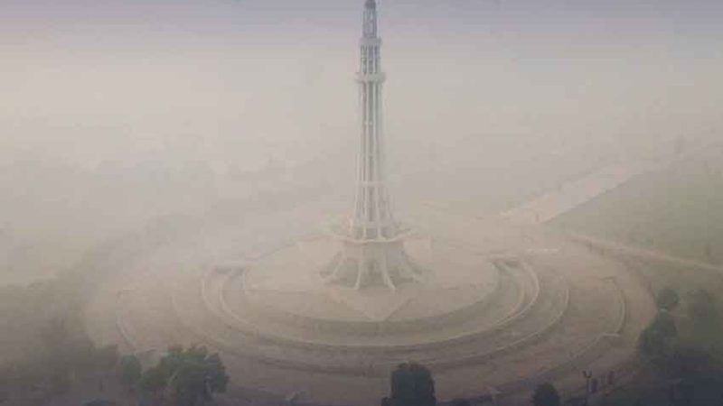 Punjab govt shuts down all public places amid worsening smog