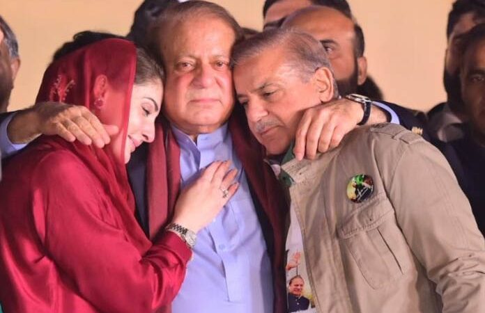 Nawaz extols PM Shehbaz, CM Maryam’s efforts for economic revival