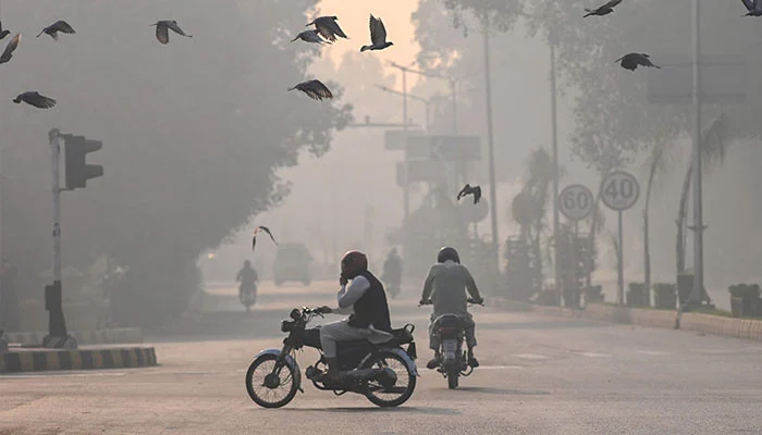 Lahore’s AQI improves slightly but remains hazardous