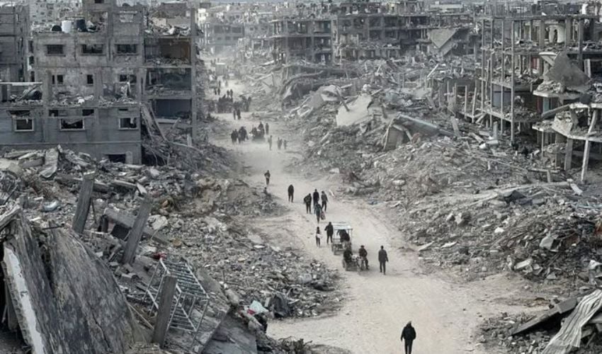 Israeli strike hits Fahmi al-Jarjawi school used as civilian shelter, 30 killed