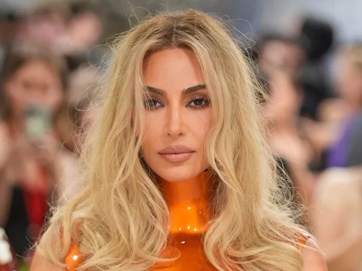 Kim Kardashian gets €1 damages for Paris robbery